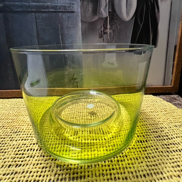PartyLite Transparent Glass Bowl - Picture 5 of 8